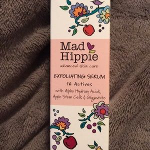 Mad Hippie Exfoliating serum